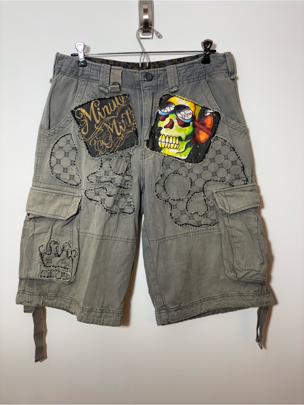 Minute Mirth 2000s Skull Tattoo Embroidered Cargo Shorts Gray Sz 32 Y2K